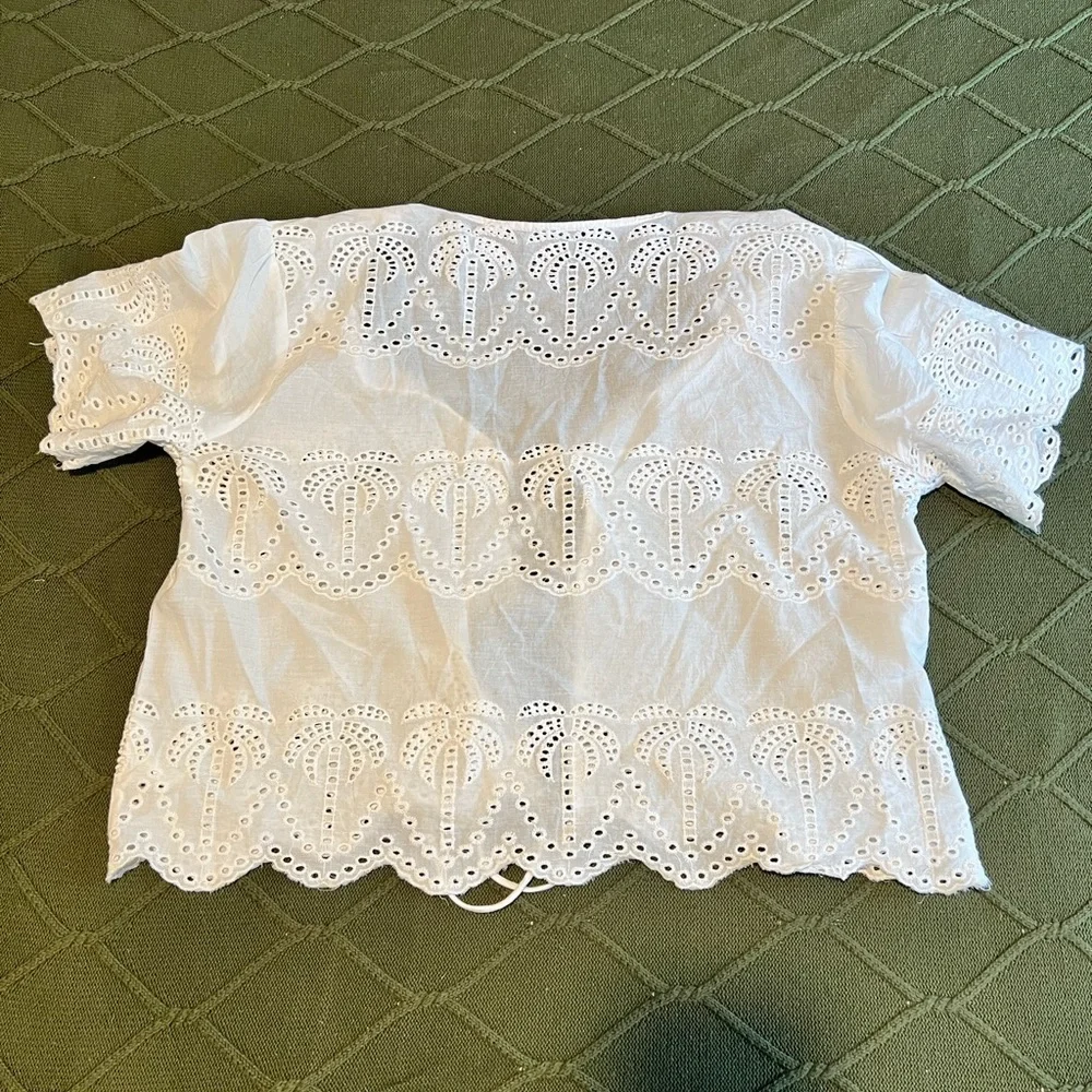White Eyelet Lace Top and Shorts Set / Beach Coverup - Picture 13 of 15